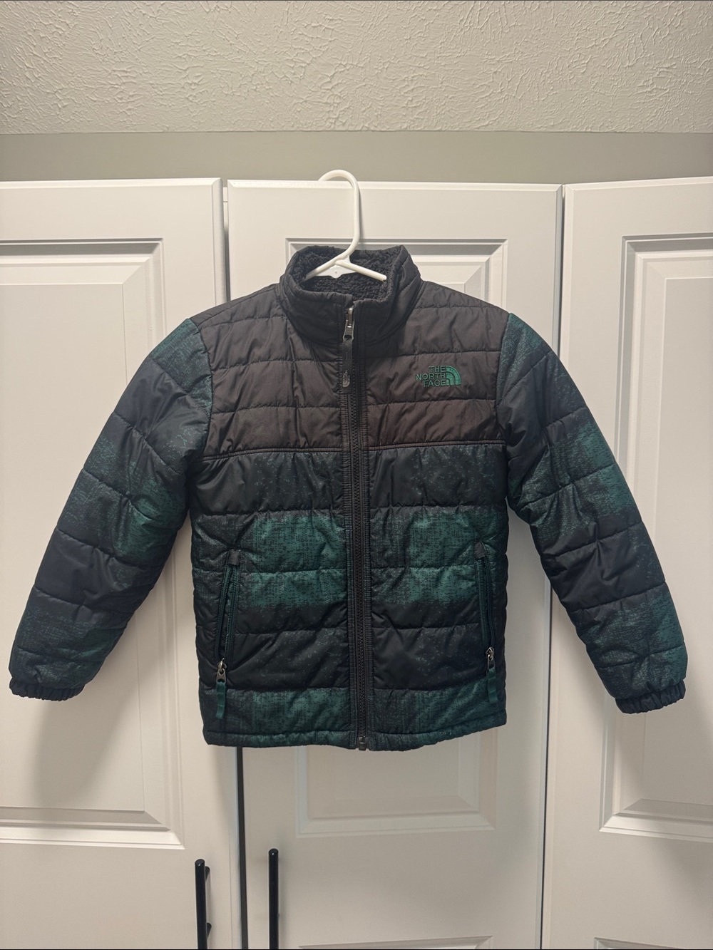 The North Face Kids Quilted Puffer Jacket - Black & Teal Green